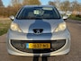 Peugeot 107 1.0-12V XS Urban Move 5-Drs Airco Elec. pakket Audio/CD Toerenteller Colorpakket Dealeronderh. 127010 km's NAP! Nw Apk