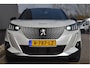 Peugeot e-2008 EV GT Pack 50 kWh Panorama, Virtual cockpit, Cruise, Camera, Sportstoelen, Carplay, Stoelverwarming
