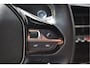 Peugeot e-2008 EV GT Pack 50 kWh Panorama, Virtual cockpit, Cruise, Camera, Sportstoelen, Carplay, Stoelverwarming