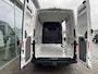Volkswagen Crafter 35 2.0 TDI L3H3 Highline 140pk Automaat | Trekhaak met opstap | App connect | 3 Zits excl BTW / incl BPM