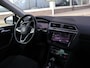 Volkswagen Tiguan 2.0 TDI DSG + VIRTUAL COCKPIT | WEGKL. TREKHAAK | CAMERA | STUUR/STOELVERW. | CARPLAY