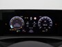 Volkswagen T-Roc Life First Edition 1.5 eTSI 116 PK | Trekhaak | Stoel- & Stuurverwarming | Carplay | Camera |