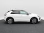 Volkswagen T-Roc Life First Edition 1.5 eTSI 116 PK | Trekhaak | Stoel- & Stuurverwarming | Carplay | Camera |