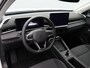Volkswagen T-Roc Life First Edition 1.5 eTSI 116 PK | Trekhaak | Stoel- & Stuurverwarming | Carplay | Camera |
