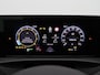 Volkswagen T-Roc Life First Edition 1.5 eTSI 116 PK | Trekhaak | Stoel- & Stuurverwarming | Carplay | Camera |