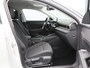 Volkswagen T-Roc Life First Edition 1.5 eTSI 116 PK | Trekhaak | Stoel- & Stuurverwarming | Carplay | Camera |