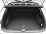 Volkswagen T-Roc Life First Edition 1.5 eTSI 116 PK | Trekhaak | Stoel- & Stuurverwarming | Carplay | Camera |