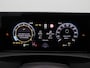 Volkswagen T-Roc Life First Edition 1.5 eTSI 116 PK | Trekhaak | Stoel- & Stuurverwarming | Carplay | Camera |