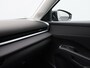 Volkswagen T-Roc Life First Edition 1.5 eTSI 116 PK | Trekhaak | Stoel- & Stuurverwarming | Carplay | Camera |
