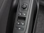 Volkswagen T-Roc Life First Edition 1.5 eTSI 116 PK | Trekhaak | Stoel- & Stuurverwarming | Carplay | Camera |
