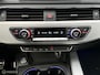 Audi A4 Avant 2.0 TFSI quattro S-line Panodak Alcantara Virtual HUD Matrix LED ACC Navi
