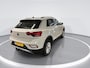Volkswagen T-Roc 1.5 TSI 150pk DSG Life Business · Camera · Trekhaak · Apple/Android Car Play · Navigatie · P-Sensoren · 16'' Inch ·