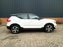 Volvo XC40 T3 Aut. R-Design |Trekhaak|Schuifdak|Elektr. verstelbare stoelen| 360 Camera|Standkachel|