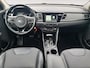 Kia Niro Hybrid 1.6 GDi DynamicLine | Trekhaak | Navigatie | Cruise control | Climate control | Apple Carplay / Android Auto | Verbruik 1 op 20!