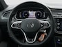 Volkswagen Tiguan 1.5 TSI R-Line | Pano | Adap. cruise control | Stoelverwarming | Navi | | Cruise control adaptief met Stop&Go | Dodehoek detectie | Elektrisch glazen panorama-dak