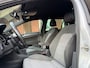 Volkswagen Golf 1.4 TSI Highline 2x R-Line | Trekhaak| Full touchscreen| App connect| Cruise