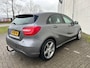 Mercedes-Benz A-klasse 180 Benzine 6-Handgeschakeld Airco Cruise Controle Navi Trekhaak NL-Auto