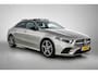 Mercedes-Benz A-klasse 180 Business Solution AMG Night Upgrade Automaat (PANORAMADAK, SFEER, STOELVERWARMING, CAMERA, 1e EIGENAAR)