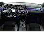 Mercedes-Benz A-klasse 250 e Business Solution AMG Limited (STOELVERWARMING, SFEERVERLICHTING, CAMERA, NAVIGATIE, SENSOREN)