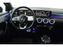 Mercedes-Benz A-klasse 250 e Business Solution AMG Limited (STOELVERWARMING, SFEERVERLICHTING, CAMERA, NAVIGATIE, SENSOREN)
