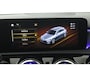 Mercedes-Benz A-klasse 250 e Business Solution AMG Limited (STOELVERWARMING, SFEERVERLICHTING, CAMERA, NAVIGATIE, SENSOREN)