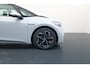 Volkswagen ID.3 Pure 45 kWh | 19" Licht metaal | 4x nieuwe all-season banden | Carplay