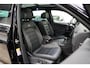 Volkswagen Tiguan 2.0 TSI 4Motion 220PK R-Line * Pano - Trekhaak - Leder - 360° Cam - HUD - Keyless - Blind Spot *