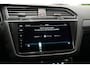 Volkswagen Tiguan 2.0 TSI 4Motion 220PK R-Line * Pano - Trekhaak - Leder - 360° Cam - HUD - Keyless - Blind Spot *