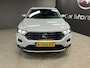 Volkswagen T-Roc 1.5 TSI Sport | Trekhaak | Cockpit | 1ste eigenaar | Half Leder