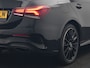 Mercedes-Benz A-klasse 250 e AMG Line Plug In Hybrid 263pk PHEV | Panodak | Multibeam LED | Alcantara Sportstoelen Verwarmd | Apple Carplay | Sfeerverlichting | Blis | Cruise Control | Navigatie | Virtual | DAB |