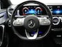 Mercedes-Benz A-klasse 250 e AMG Line Plug In Hybrid 263pk PHEV | Panodak | Multibeam LED | Alcantara Sportstoelen Verwarmd | Apple Carplay | Sfeerverlichting | Blis | Cruise Control | Navigatie | Virtual | DAB |