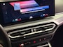 BMW 3-Serie 318i M-Sport | Pano | Stoel/Stuur verwarming | Carplay | HUD |Sfeerverlichting |