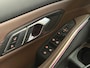 BMW 3-Serie 318i M-Sport | Pano | Stoel/Stuur verwarming | Carplay | HUD |Sfeerverlichting |