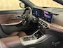 BMW 3-Serie 318i M-Sport | Pano | Stoel/Stuur verwarming | Carplay | HUD |Sfeerverlichting |