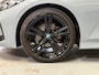BMW 3-Serie 318i M-Sport | Pano | Stoel/Stuur verwarming | Carplay | HUD |Sfeerverlichting |