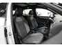 Volkswagen T-Roc 2.0 TSI 4Motion 190PK 3x R-Line * Pano - Trekhaak - Virtual - Camera - Keyless - Blind Spot - ACC *