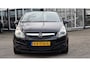 Opel Corsa 1.4-16V Sport uitvoering in nette staat