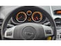 Opel Corsa 1.4-16V Sport uitvoering in nette staat