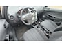 Opel Corsa 1.4-16V Sport uitvoering in nette staat