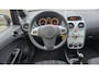Opel Corsa 1.4-16V Sport uitvoering in nette staat