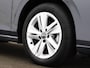 Volkswagen Golf 1.0 eTSI 110PK DSG Life · Apple/Android Car Play · Navigatie · P-Sensoren · Sfeerverlichting · Garantie t/m 14-03-2027 of 100.000km