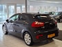 Kia Rio 1.4 110pk Navi/Bluetooth/Camera/Cruise/Stoel en stuurverwarming