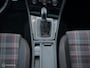 Volkswagen Golf 2.0 TSI GTI Pano, stoelverwarming, zwart DSG