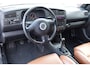 Volkswagen Golf Cabriolet 1.8 Highline, blauwe stoffen elektrisch bediende kap, leder interieur