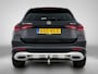 Mercedes-Benz GLC 300 e 4MATIC Plug-In Hybride | Trekhaak | Memory | Dode Hoek Ass | Car Play | Sfeerverlichting | Stuur en Stoelverwarming | Inclusief 24 maanden Mercedes-Benz Certified garantie voor Europa.
