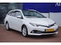 Toyota Auris 1.8 Hybrid Lease Pro+Navigatie+Panorama-dak+Camera = DECEMBER 2015 COMPLEET DEALER ONDERHOUDEN !!