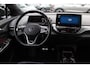 Volkswagen ID.4 Pro 77 kWh / SoH 93,3% / Trekhaak / Camera / Sfeerverlichting / CarPlay / 20'' / Keyless / Navigatie / DAB / Stuur+Stoelverwarming / ACC
