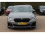 BMW 5-Serie 530e High Exe. M Sport / Camera / Head-up / Leder / 20'' / Harman Kardon / Navigatie / Dodehoek / DAB / Cruise Control