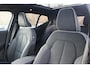 Volvo EX40 Single Motor Extended Range Ultra 82 kWh | Demo Deal | Panoramadak | Adaptive Cruise | Verwarmbare voorstoelen en stuurwiel | Premium audio by Harman/Kardon | 360 graden Camera | Warmtepomp | Elektrische Achterklep | Apple carplay/Android auto