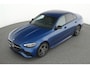 Mercedes-Benz C-klasse 300 e AMG Plug-In Hybride Trekhaak | AMG LIne | Night Pakket | Memory Voorstoelen | Ledkoplampen | Inclusief 24 maanden Mercedes-Benz Certified garantie voor Europa.